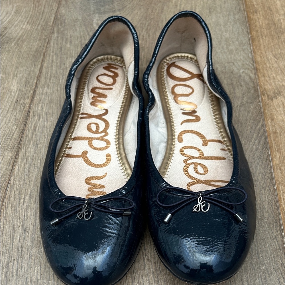 Sam Edelman Felicia Flat in Patent Navy